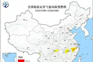 打得不错！拉塞尔半场10中5得到12分2篮板1助攻